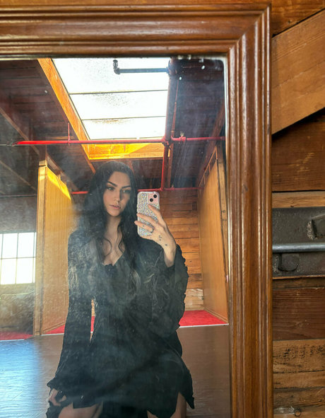 lost cos star exclusive picture