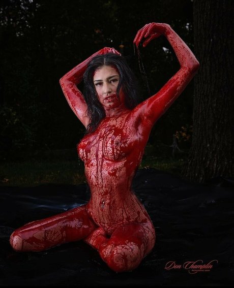 xxdevil goddessxx naked star image