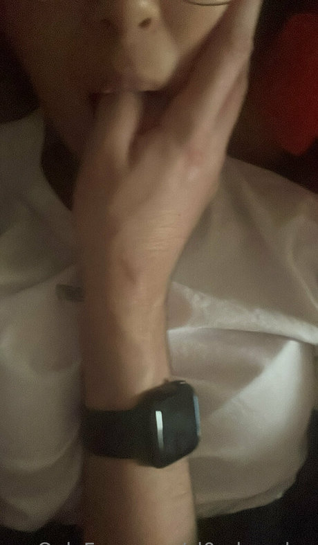 cl0udyyyday model pretty pics