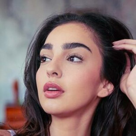 Meliskap nudes model photos