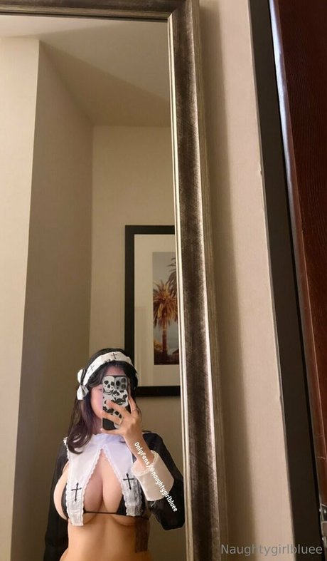 killer doll nude model pic