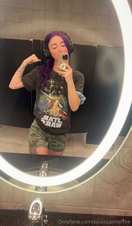 kelseyannefree star nude pictures