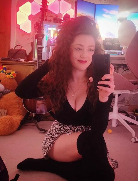 EmmaGraceGuitar free star gallery