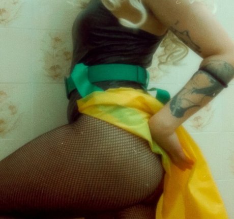 sayu zx pretty pornstar pictures