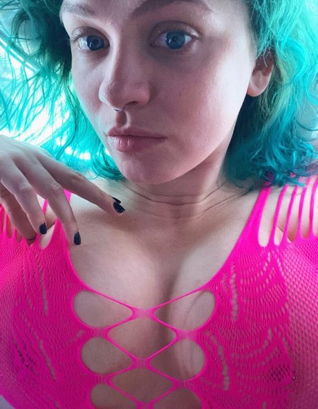 roeschach pretty pornstar pics