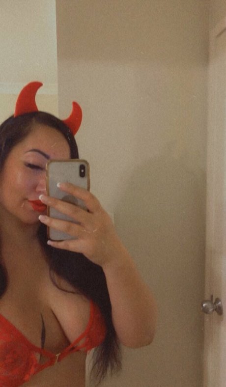 jujuthespinster model nudes archive