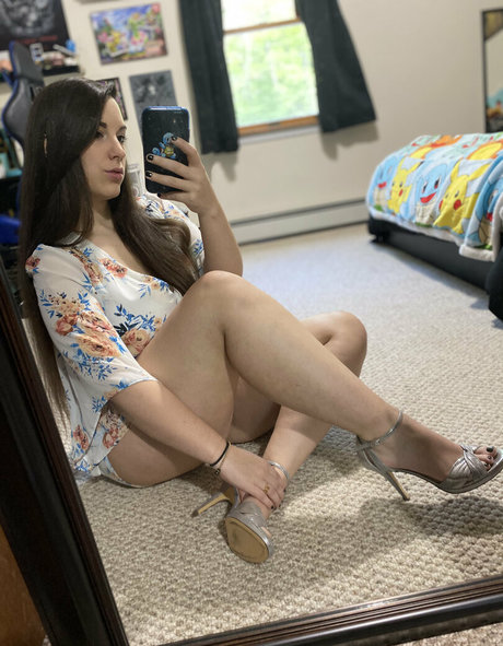 brandoki sex model picture