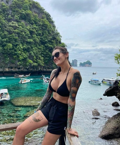 wisalallen pornstar nude images