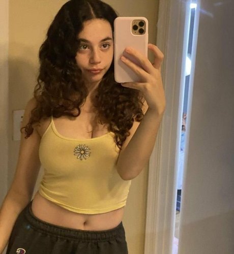 Gali Golan sexy model photo