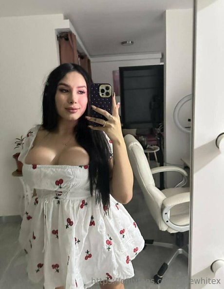 cloewhitex top pornstar photos