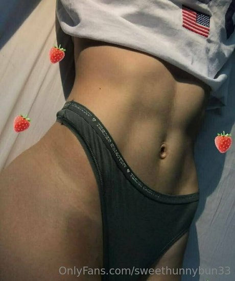 thesweetestsinner sexy model pic