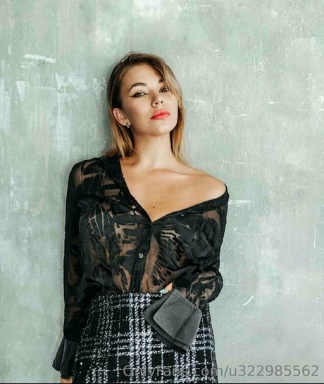 big tits cougar onlyfans free naked gallery