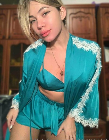 sandraa love pornstar perfect pics