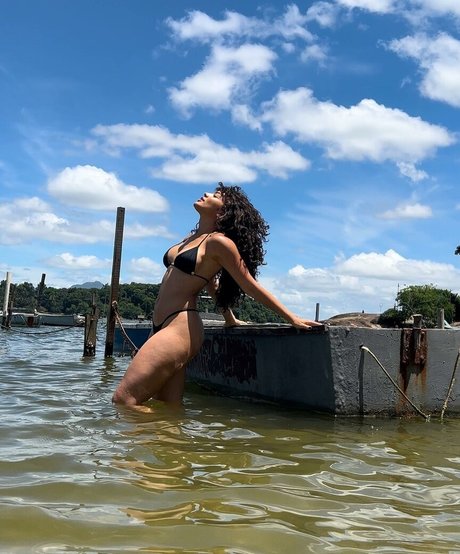 Graciely Junqueira erotic model gallery