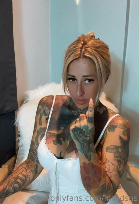 inkedgigi erotic pornstar galleries