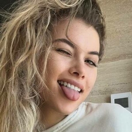 Sofiamunozf pornographic model pictures