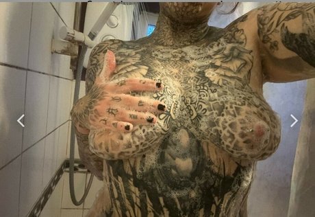 Teganleighofficial pornstar nudes pics