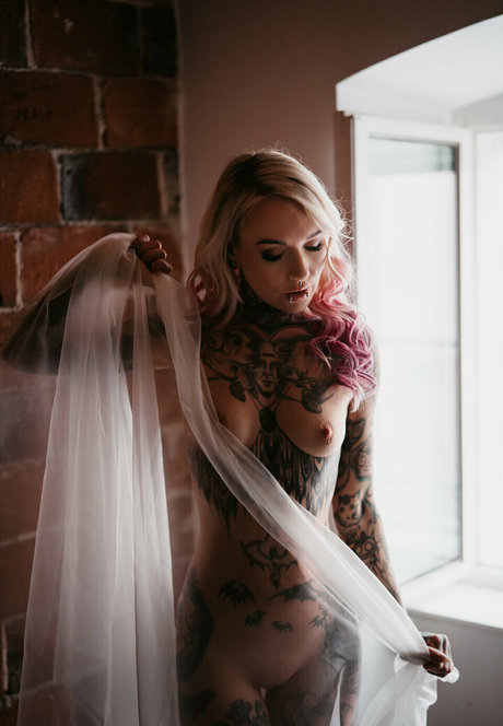 Kristy Von Kashyyyk perfect actress photos