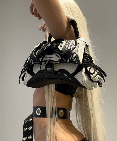 Dapariz pornstar nude picture