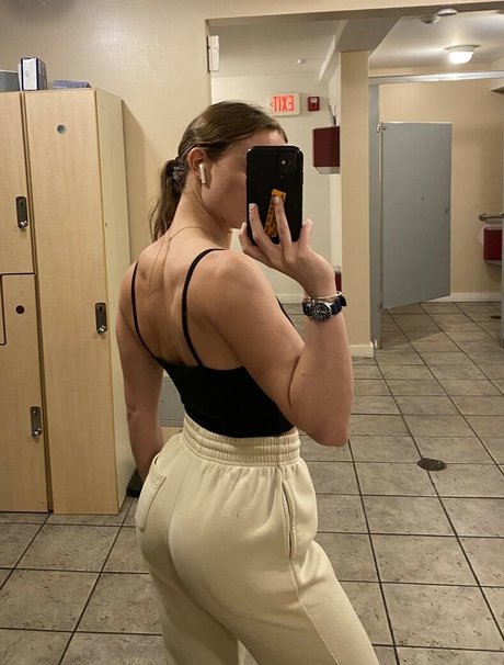 Hornyhamburglar pornstar nudes pictures