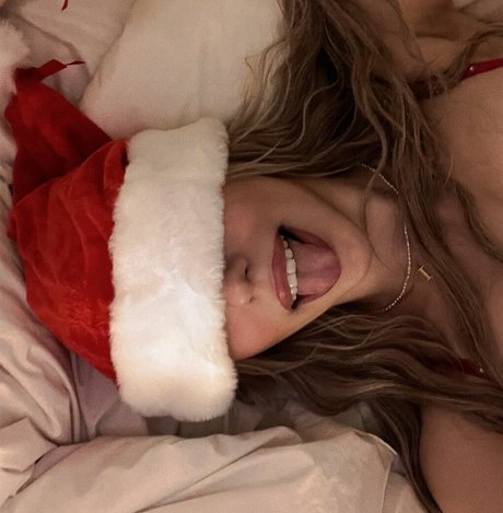 Nora Hedman nice actress images