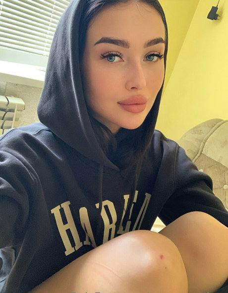 penelopecutiebaby hot star img