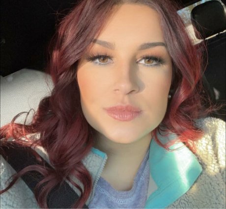 Aisley Montgomery pornstar pretty images