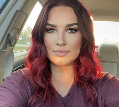 Aisley Montgomery pornstar beautiful photo