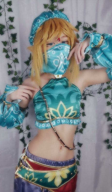 Haltsmanu art pornstar pic