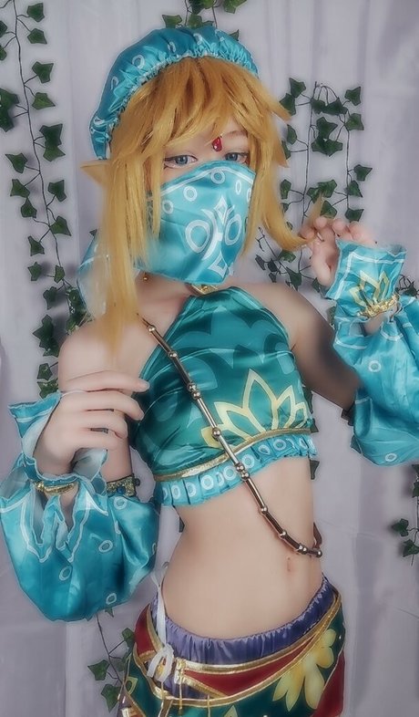 Haltsmanu beautiful actress pic