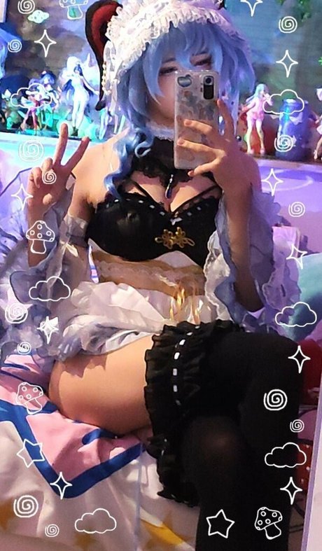 Haltsmanu naked model archive