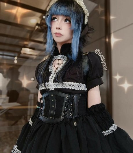 Haltsmanu porn model image