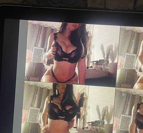 Layla Dream pornstar high quality archive