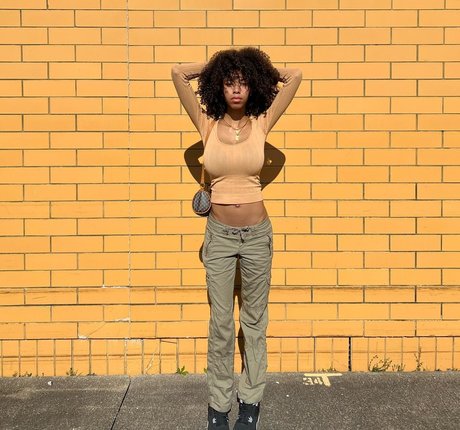 Kira Imani star naked images