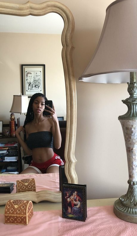 Kira Imani star exclusive pic