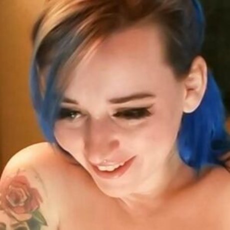 emberstrong pornstar hot image