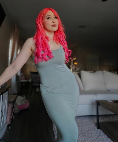 Itsqueenmanda pornstar sexy picture