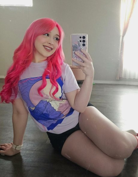 Itsqueenmanda model hot image