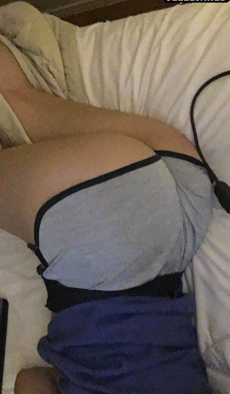 Adrianna Gavazzi model nude archive