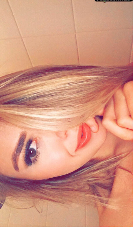 Adrianna Gavazzi star hd img