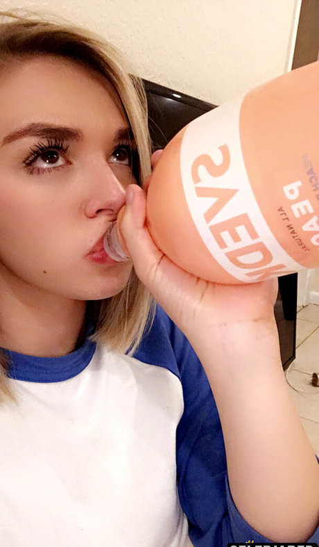 Adrianna Gavazzi model sex gallery