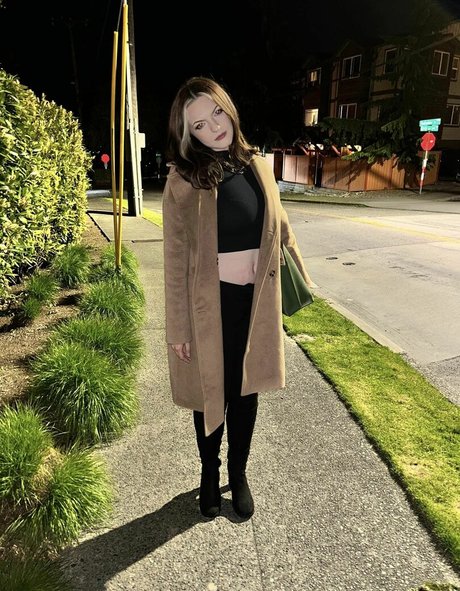 Rhiannon Jena pornstar adult photo