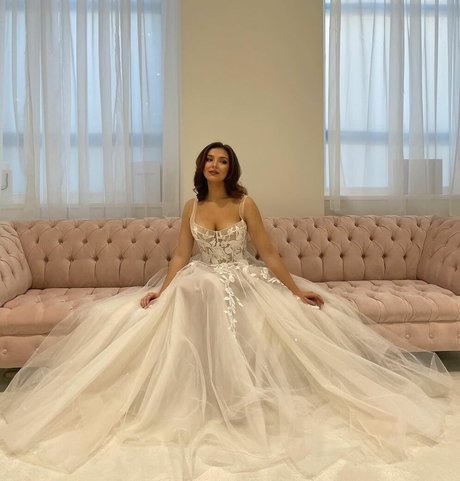 Sophie Wallace star nude pictures