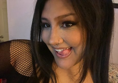 creamfilledlatina model sex image