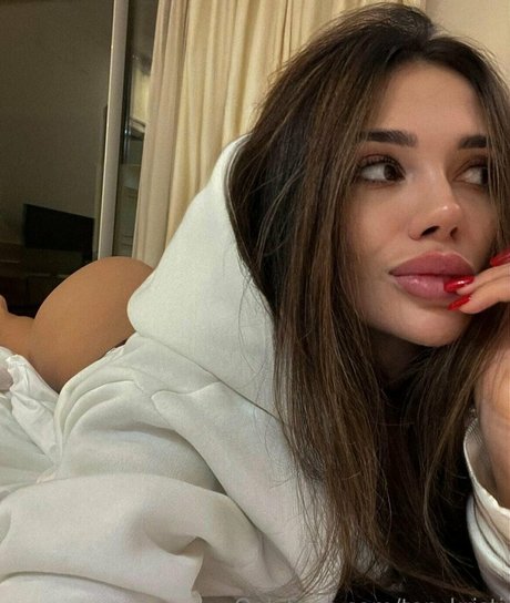 kris top nudes actress pictures