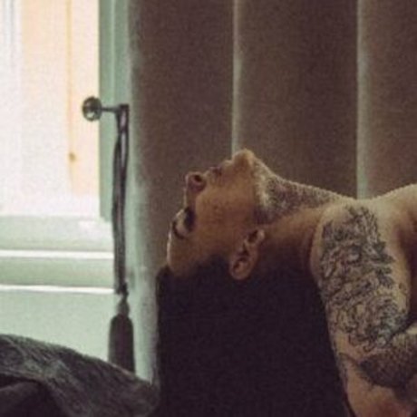 Mia Sayuri star nude picture