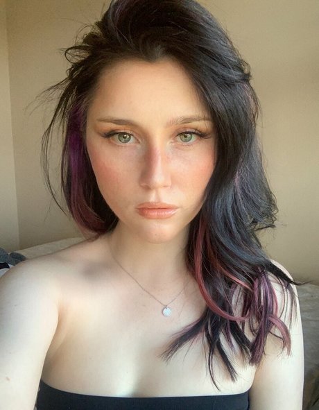 lewdkumi pornstar nudes img