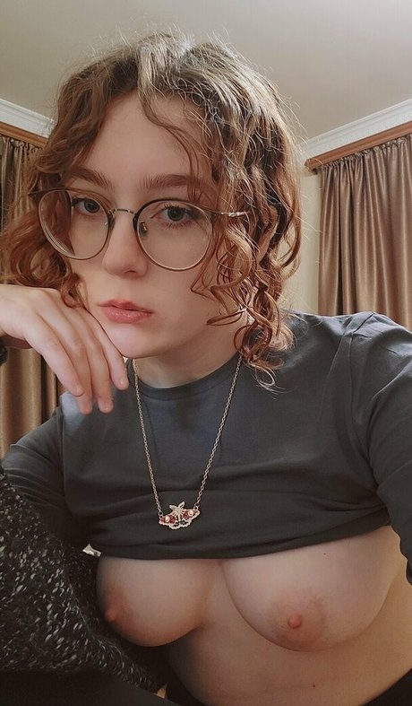 alicenudes model perfect image