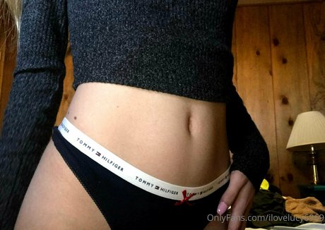 ilovelucy6969 model nudes archive