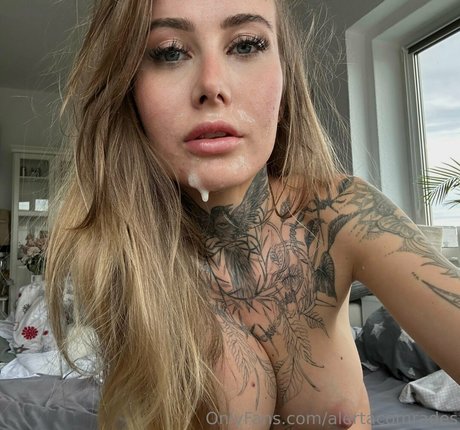 alertacomrades Quick model image